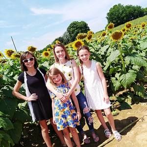 Meet your Posher, Mari